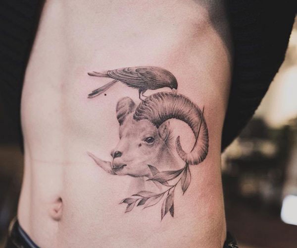 hình tattoo đầu con dê