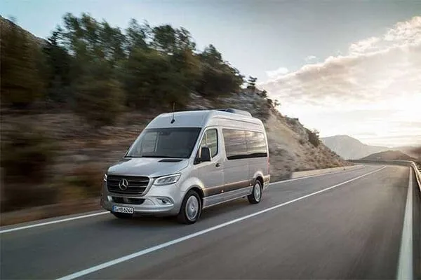 Mercedes-Benz Sprinter 2019 thế hệ mới: tiện nghi không thua kém gì một chiếc sedan đắt tiền