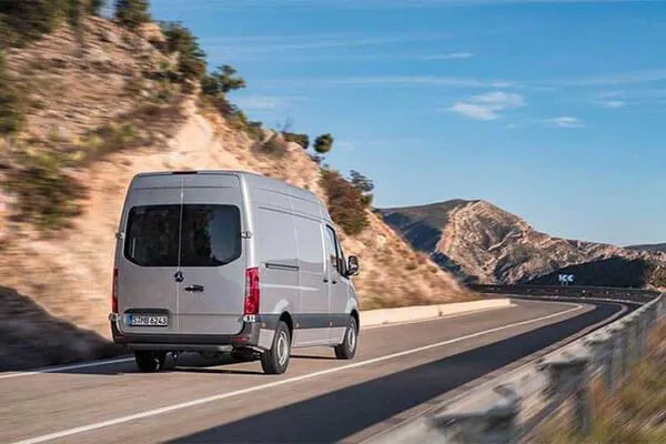 Mercedes-Benz Sprinter 2019 thế hệ mới: tiện nghi không thua kém gì một chiếc sedan đắt tiền