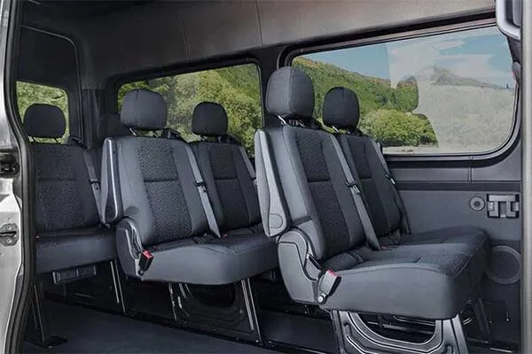 Mercedes-Benz Sprinter 2019 thế hệ mới: tiện nghi không thua kém gì một chiếc sedan đắt tiền