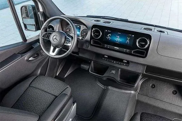 Mercedes-Benz Sprinter 2019 thế hệ mới: tiện nghi không thua kém gì một chiếc sedan đắt tiền