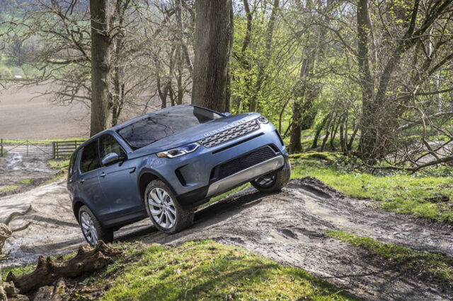 Land Rover Discovery Sport 2023: Giá bao nhiêu? Đánh giá thông số xe